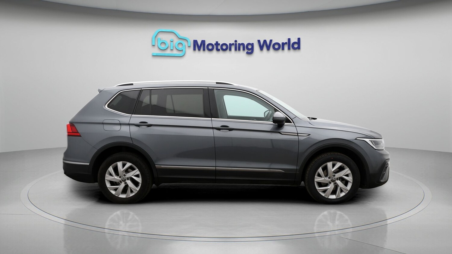 Used Volkswagen Tiguan Allspace 2023 for sale - 77813008: Photo 8