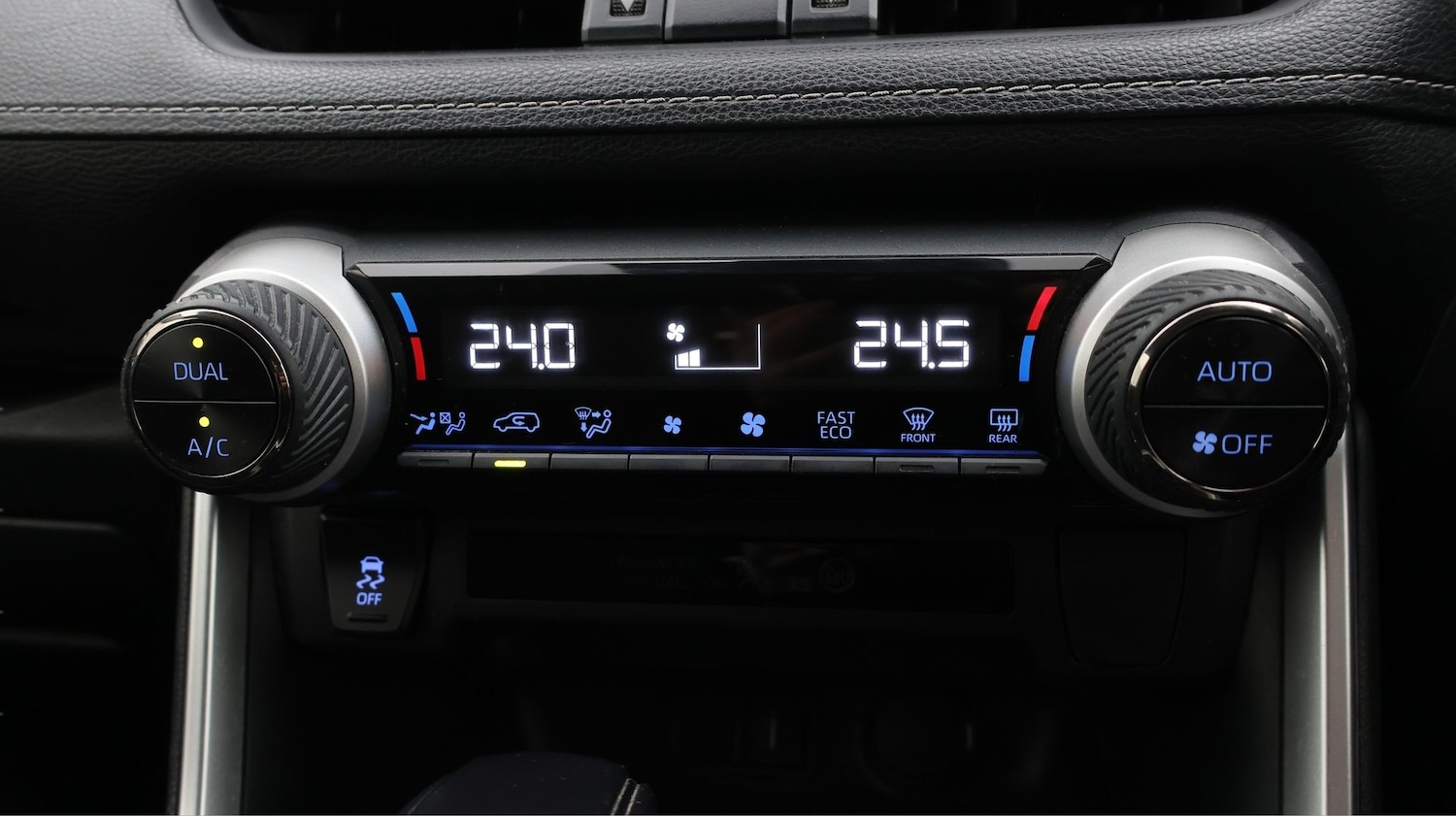 Used Toyota RAV4 2021 for sale - 77715202: Photo 12