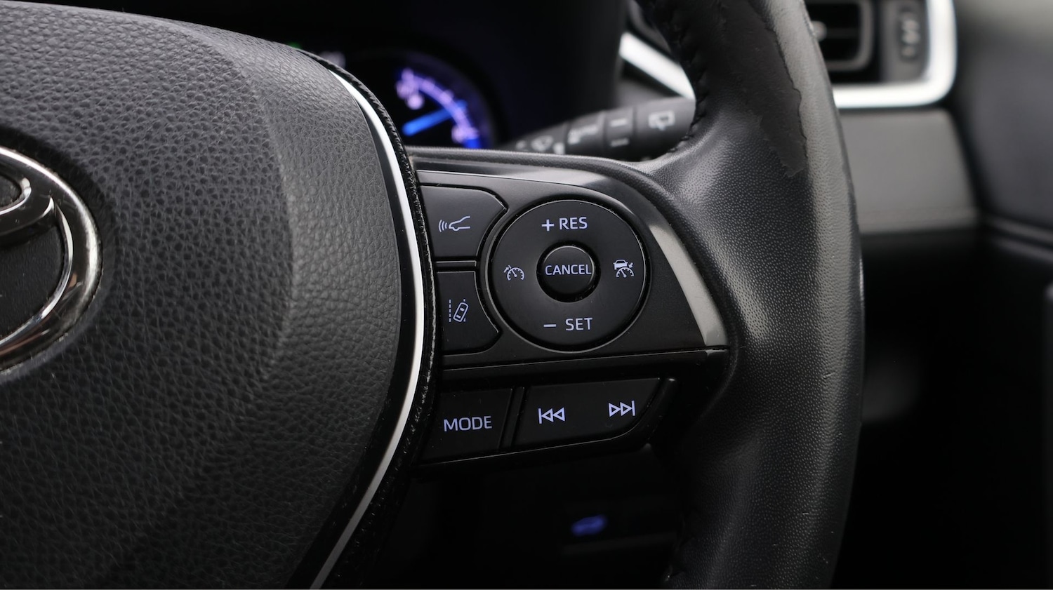 Used Toyota RAV4 2021 for sale - 77715202: Photo 24