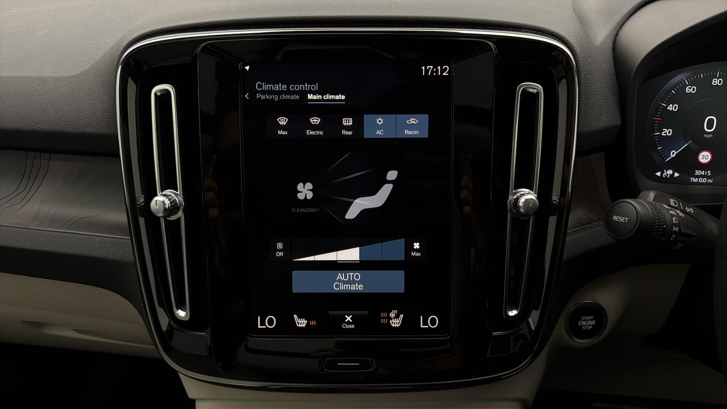 Used Volvo XC40 2022 for sale - 78210123: Photo 11