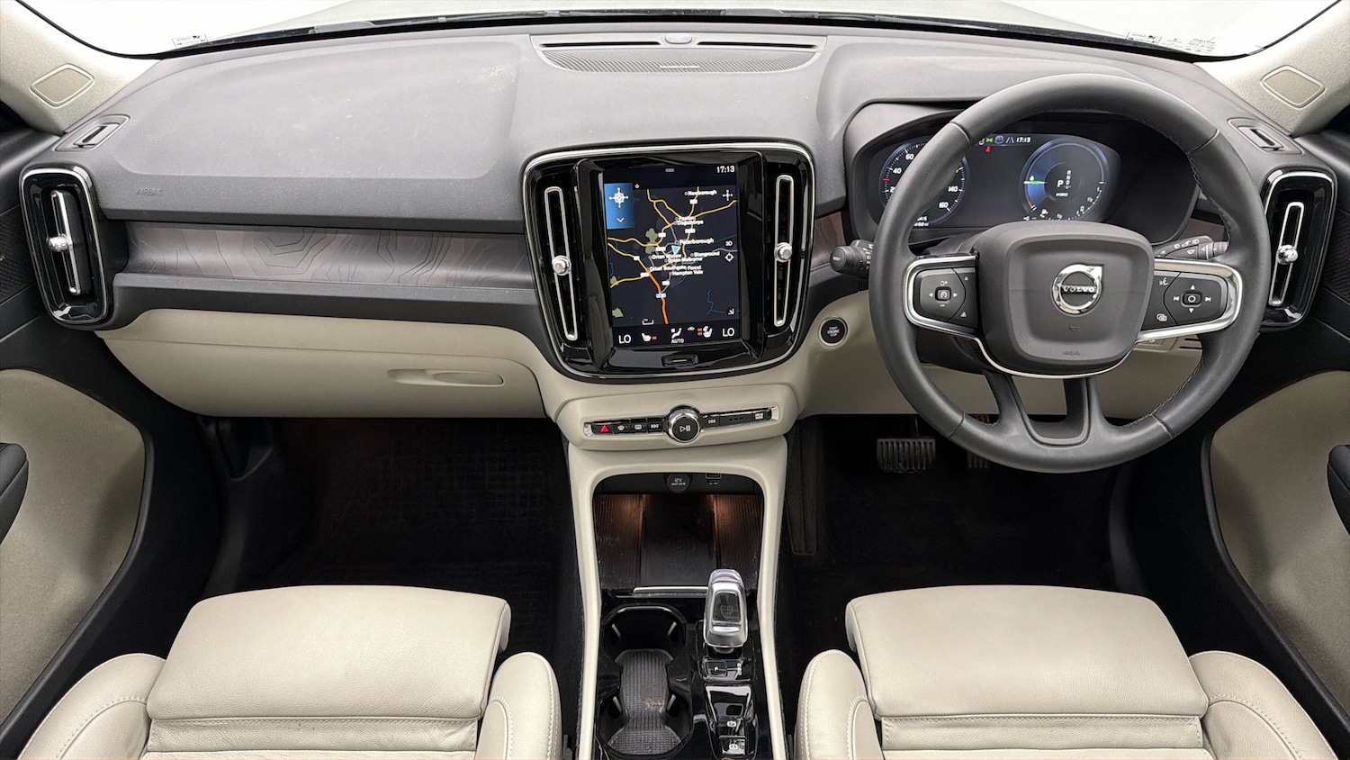 Used Volvo XC40 2022 for sale - 78210123: Photo 12