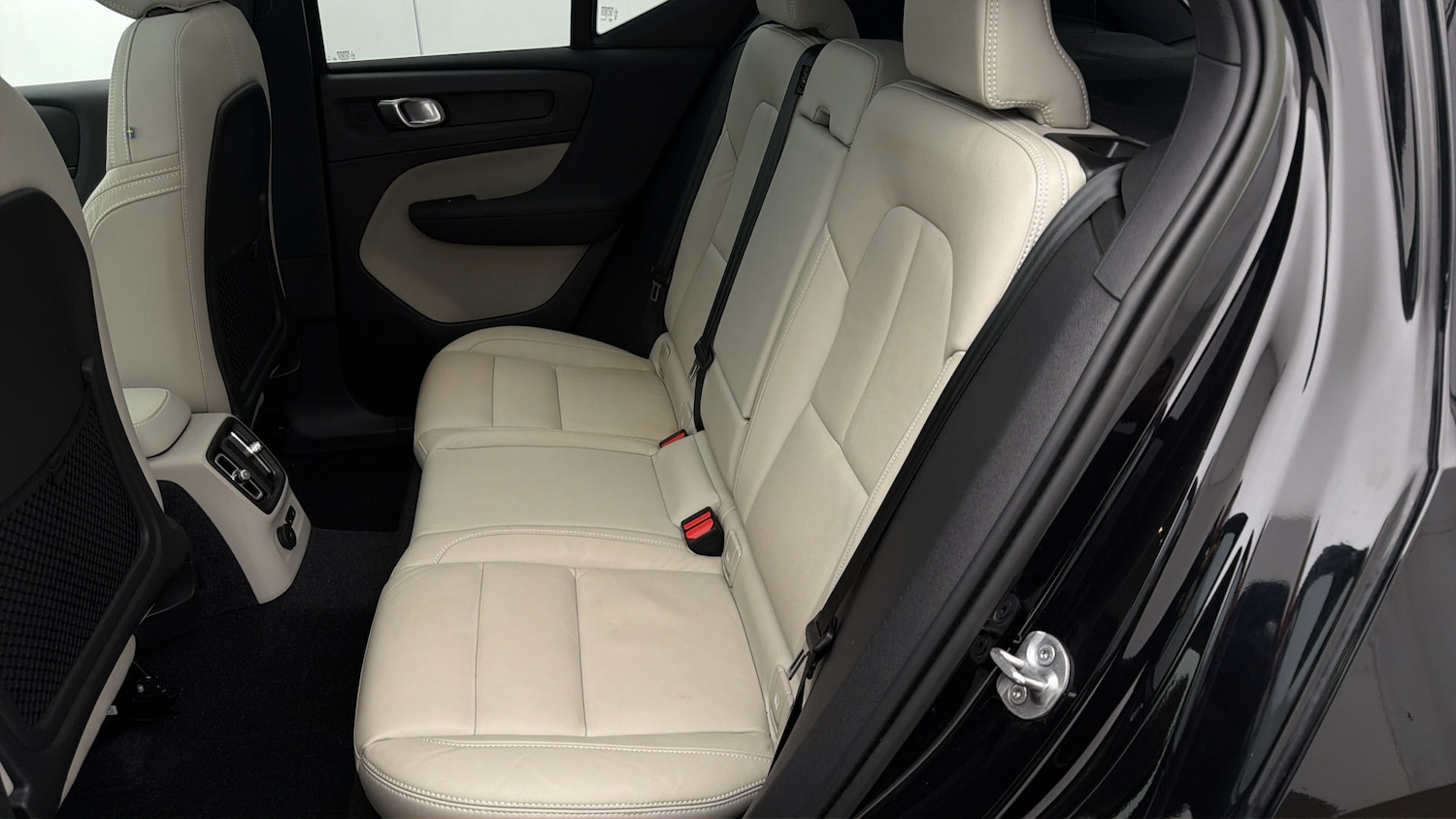 Used Volvo XC40 2022 for sale - 78210123: Photo 15