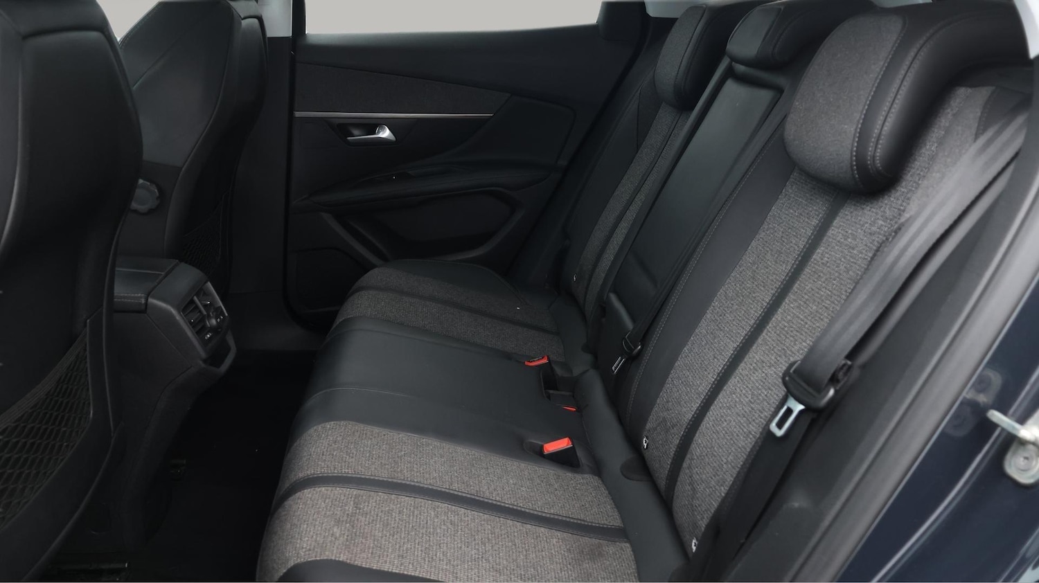 Used Peugeot 3008 2017 for sale - 76550717: Photo 17