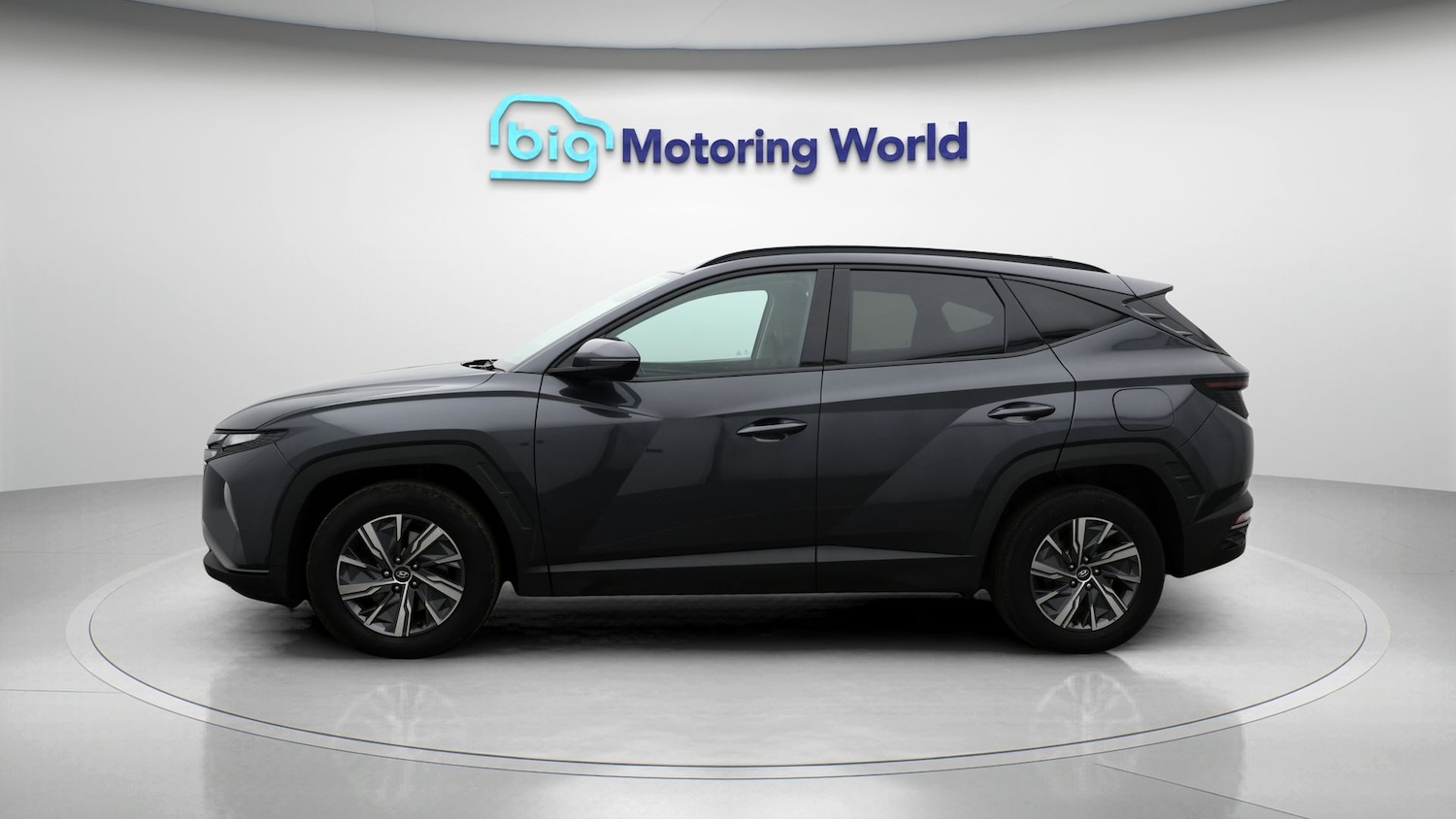Used Hyundai TUCSON 2023 for sale - 77616943: Photo 4