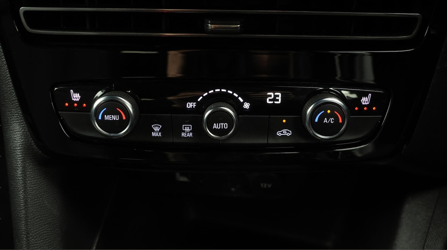 Used Vauxhall Mokka Electric 2022 for sale - 76634263: Photo 13