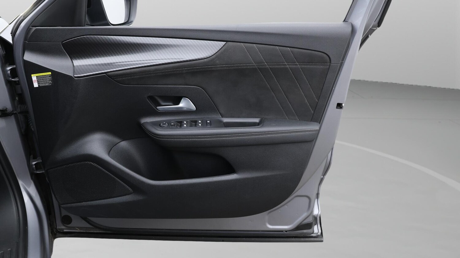 Used Vauxhall Mokka Electric 2022 for sale - 76634263: Photo 16