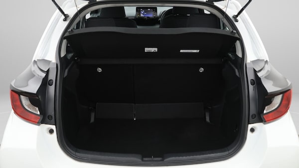Used Toyota Yaris 2021 for sale - 76151598: Photo 17