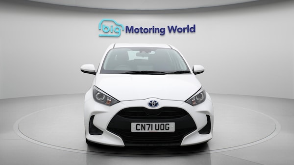 Used Toyota Yaris 2021 for sale - 76151598: Photo 2