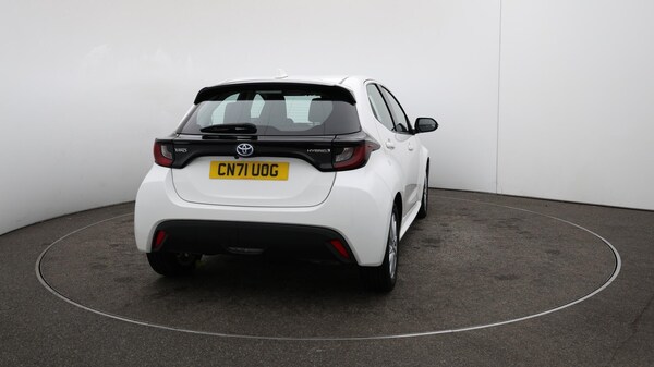 Used Toyota Yaris 2021 for sale - 76151598: Photo 41