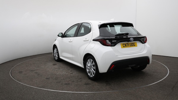 Used Toyota Yaris 2021 for sale - 76151598: Photo 46