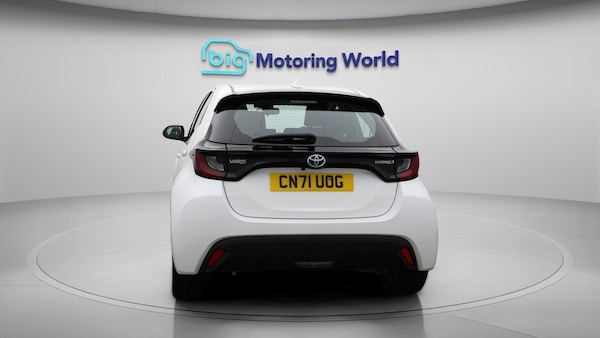 Used Toyota Yaris 2021 for sale - 76151598: Photo 6