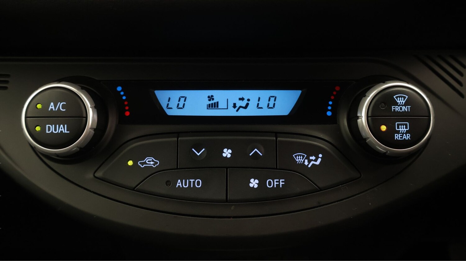 Used Toyota Yaris for sale - 77199267: Photo 12