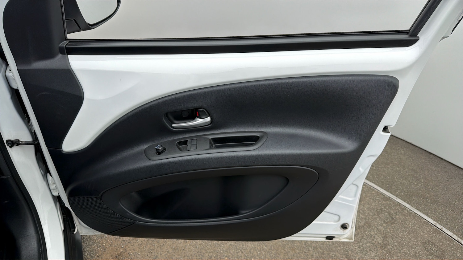 Used Toyota Aygo X 2024 for sale - 77998184: Photo 14