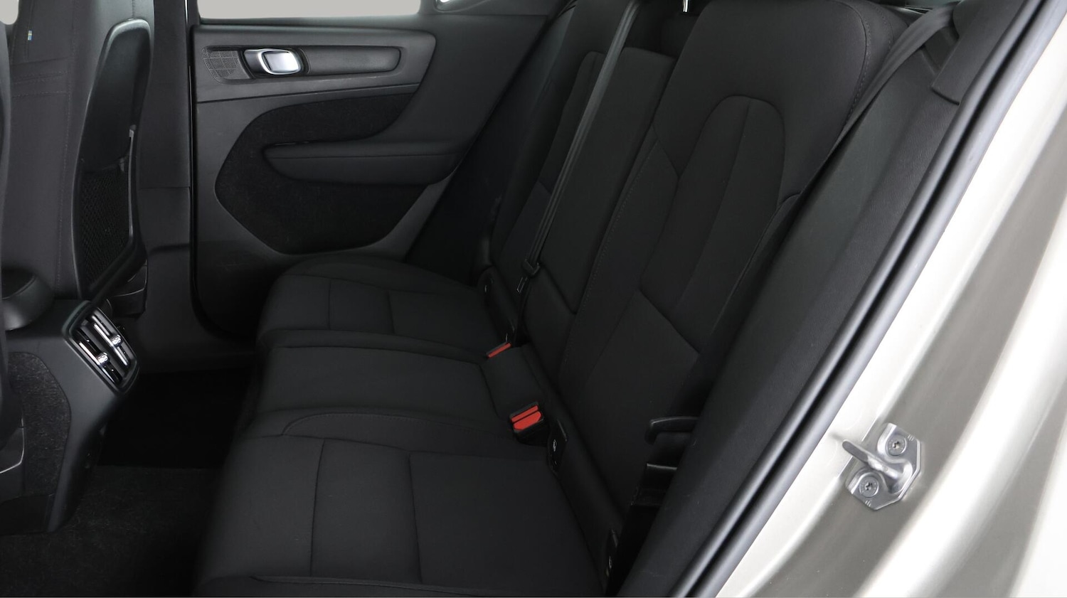 Used Volvo XC40 2020 for sale - 76666614: Photo 16