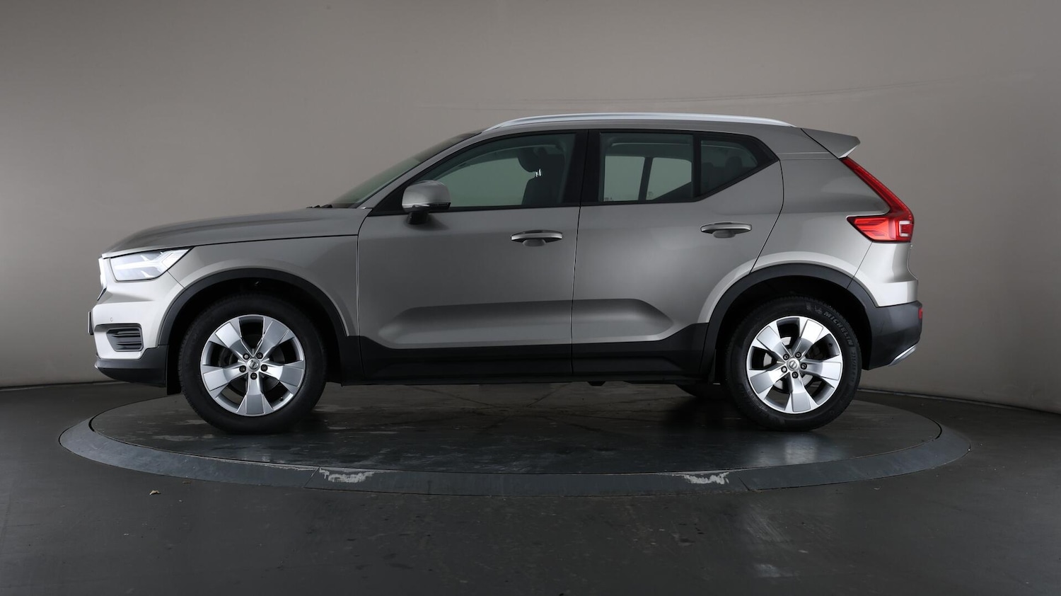 Used Volvo XC40 2020 for sale - 76666614: Photo 37