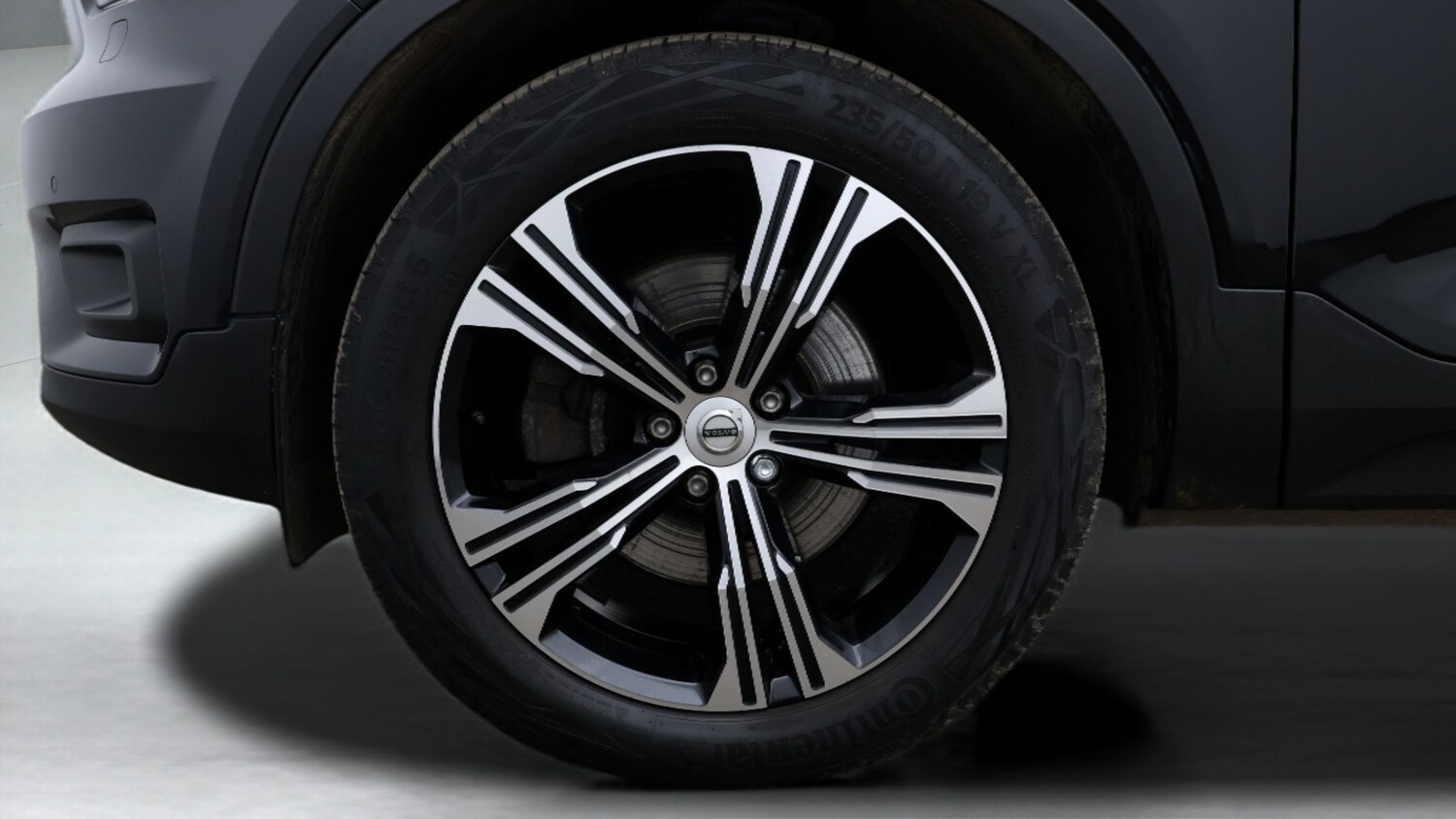 Used Volvo XC40 for sale - 77602084: Photo 18