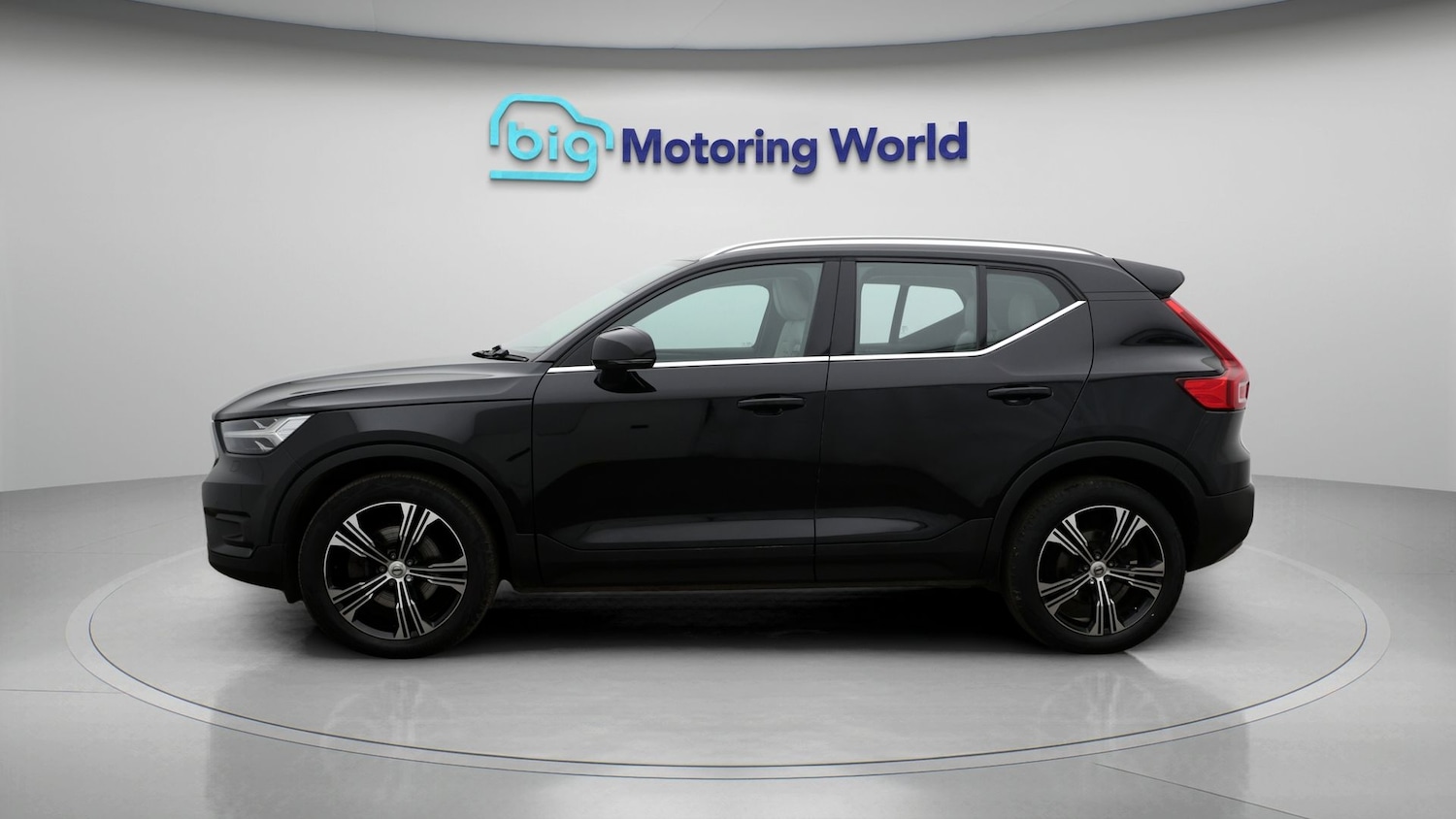 Used Volvo XC40 for sale - 77602084: Photo 4