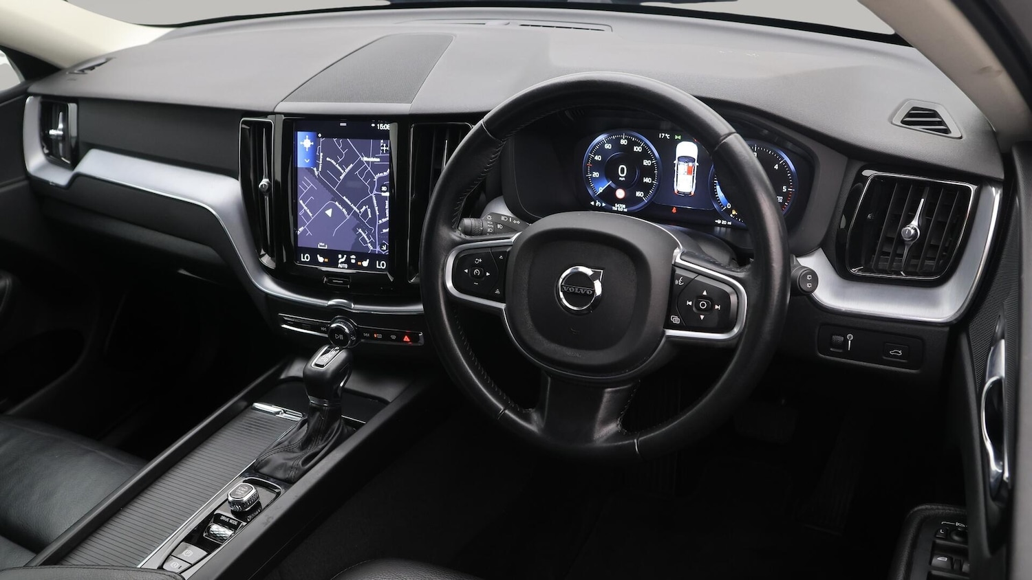 Used Volvo XC60 2019 for sale - 76348823: Photo 10