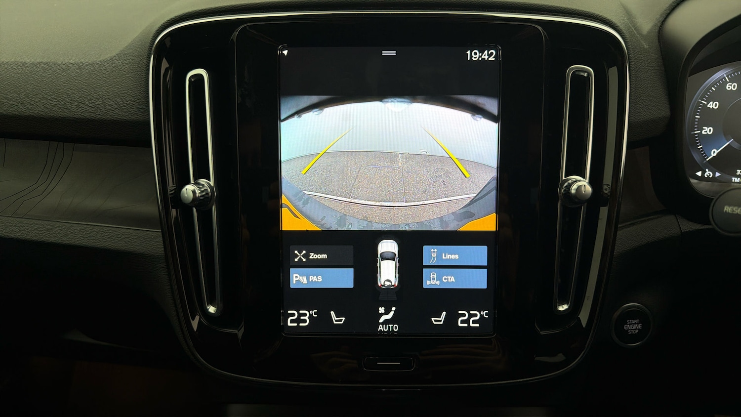 Used Volvo XC40 2022 for sale - 78091755: Photo 27