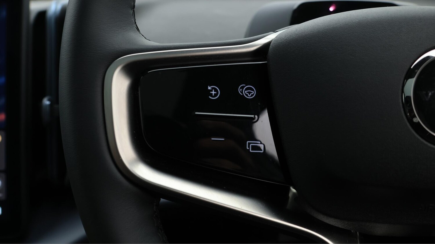 Used Volvo EX30 2024 for sale - 76260080: Photo 24