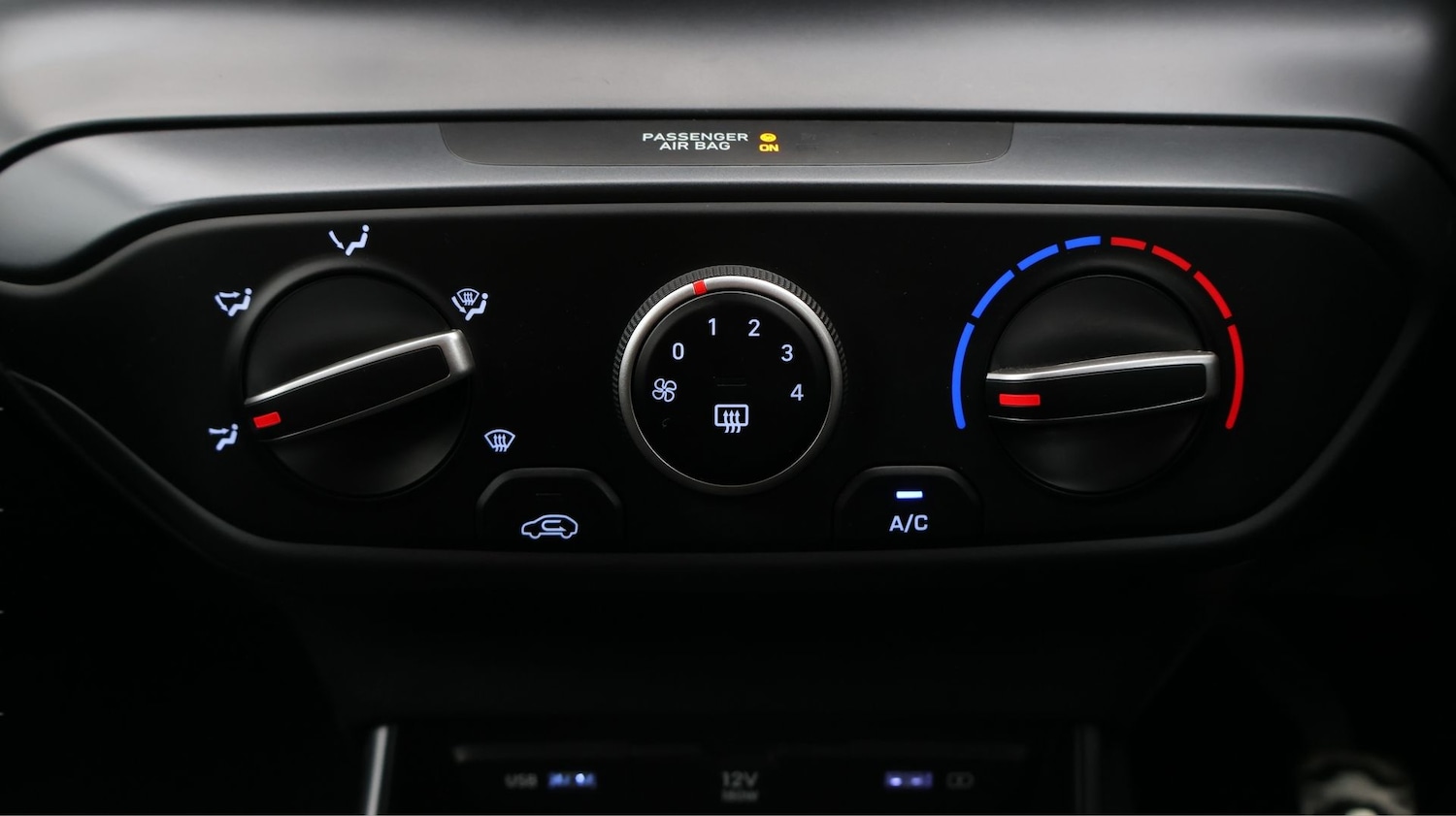 Used Hyundai BAYON 2022 for sale - 77233536: Photo 12