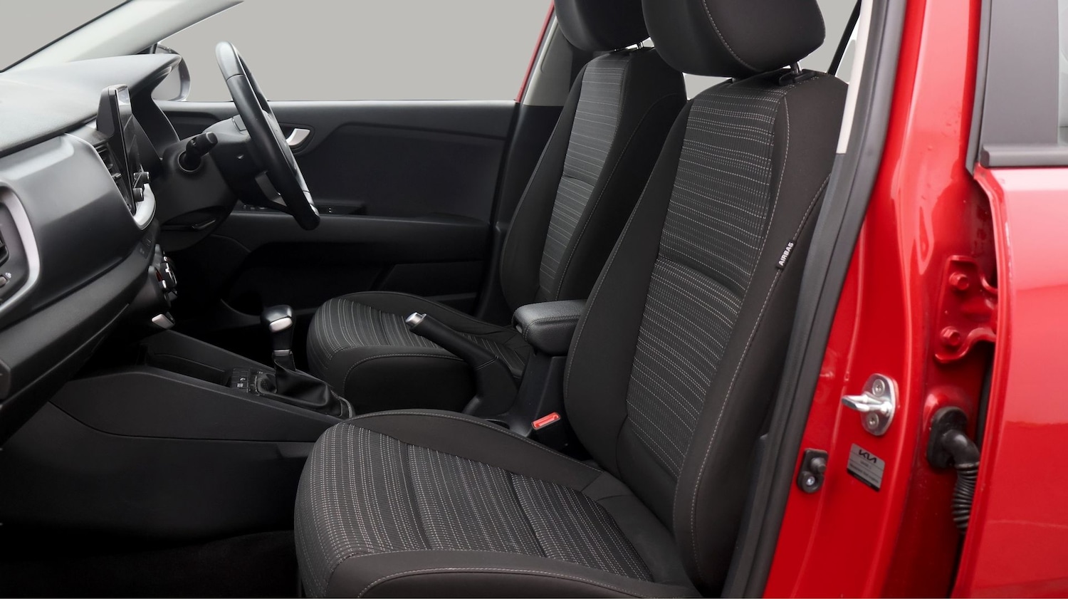 Used Kia Stonic 2022 for sale - 77182204: Photo 14