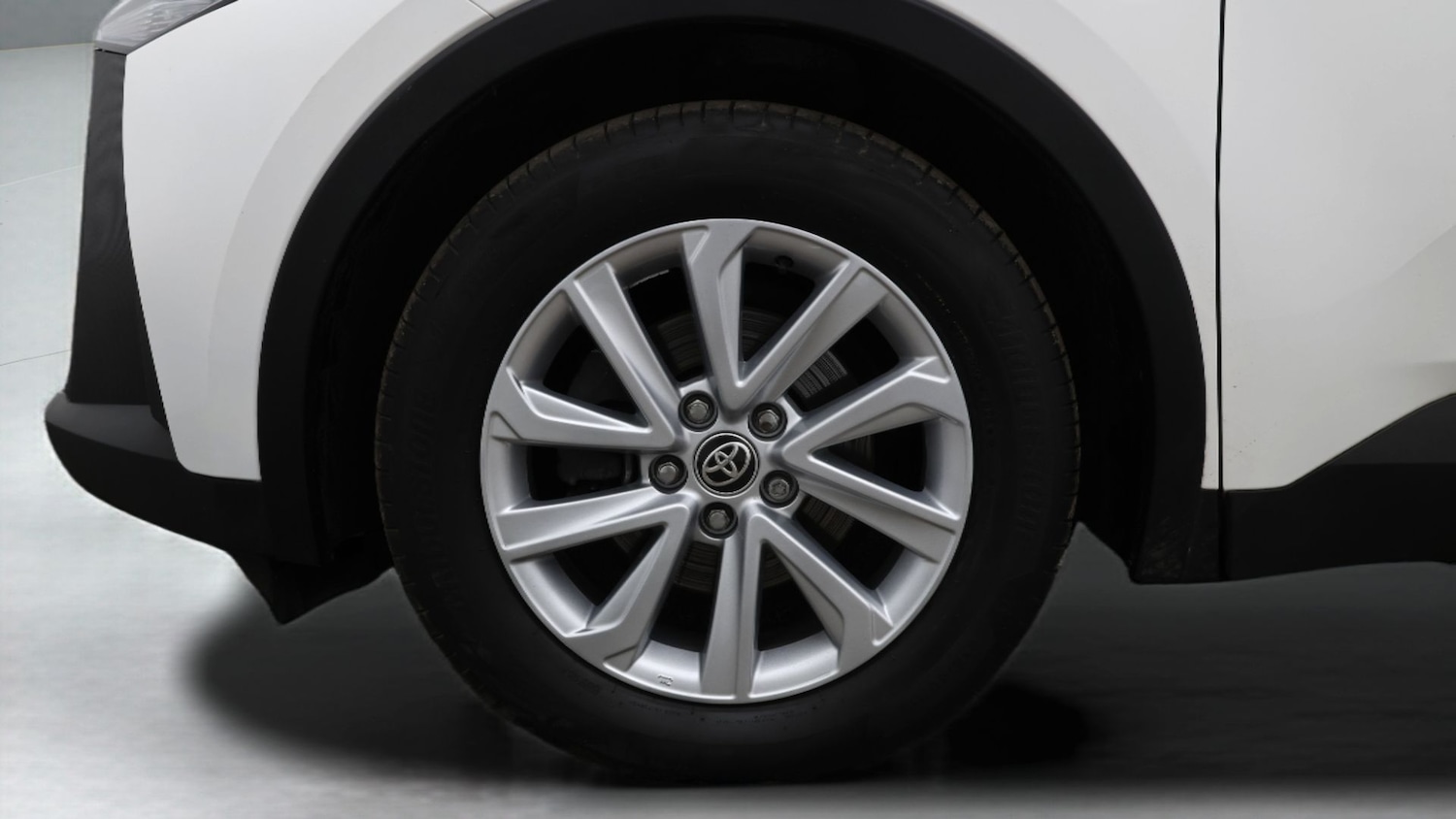 Used Toyota C-HR 2024 for sale - 77609749: Photo 18