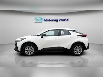 Used Toyota C-HR 2024 for sale - 77609749: Photo