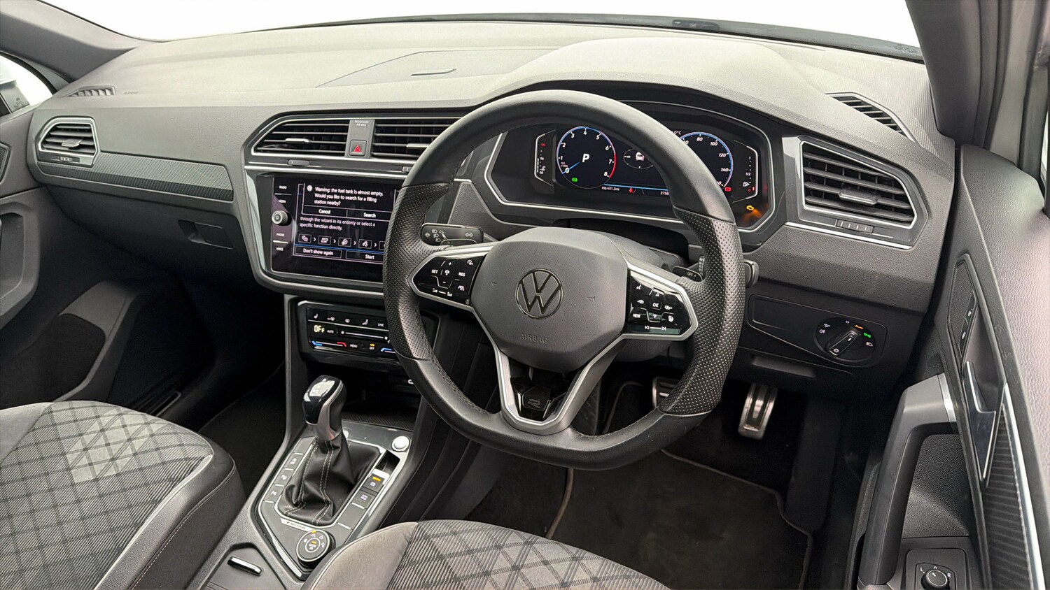 Used Volkswagen Tiguan 2023 for sale - 78026308: Photo 9