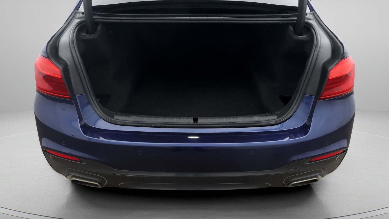 Used BMW 5 Series 2019 for sale - 77888238: Photo 17