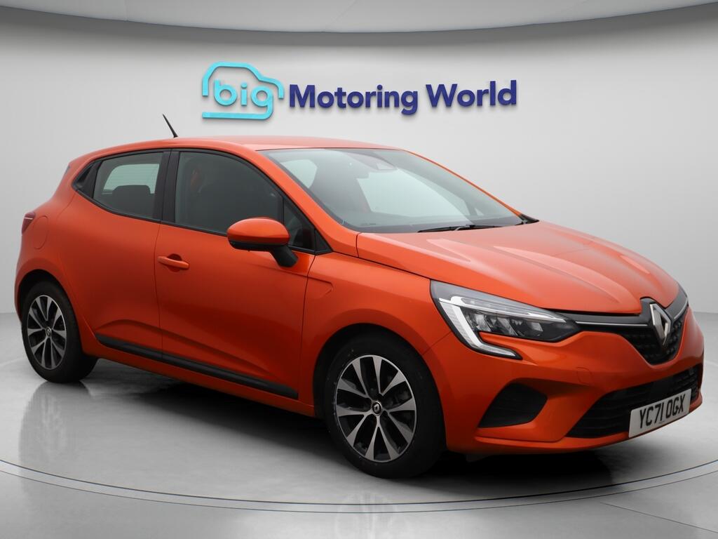 Used Renault Clio 2021 for sale - 76498760: Photo 1