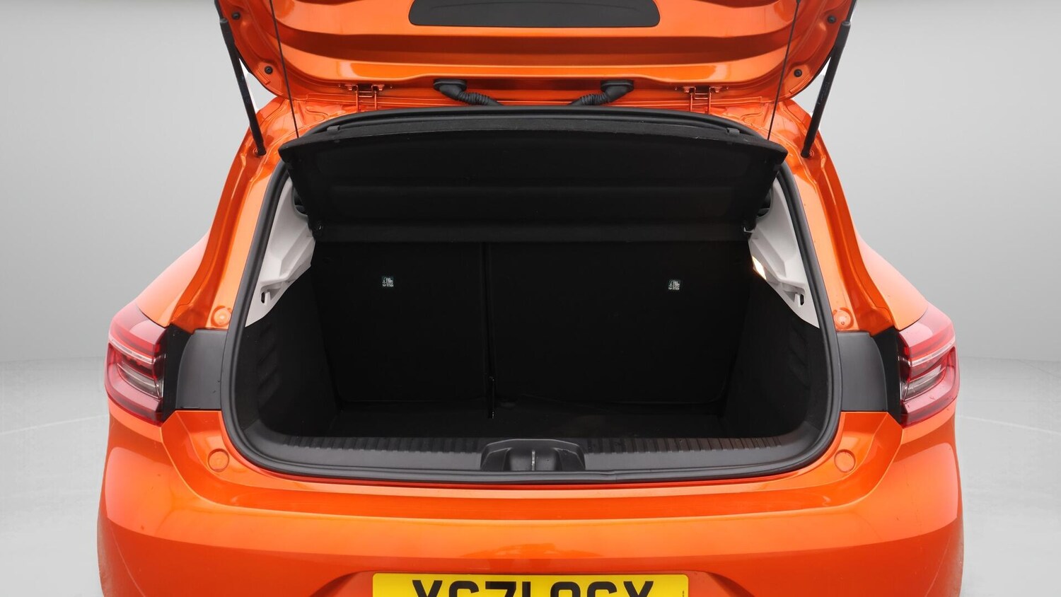 Used Renault Clio 2021 for sale - 76498760: Photo 18