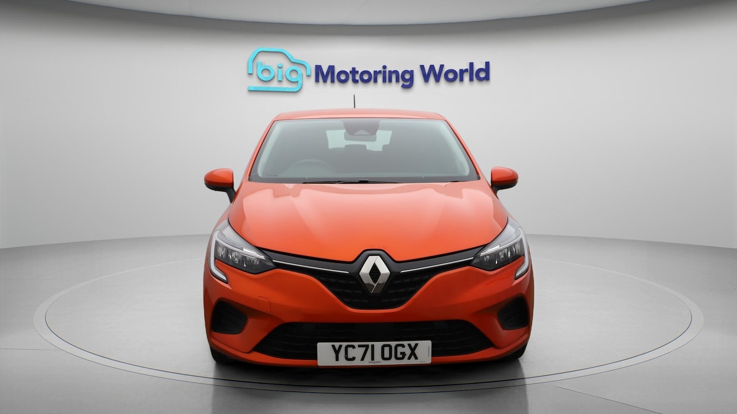 Used Renault Clio 2021 for sale - 76498760: Photo 3