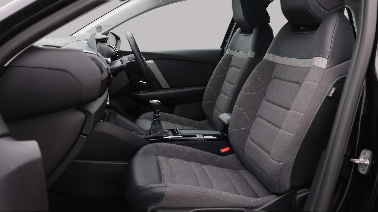 Used Citroen C4 2024 for sale - 76608096: Photo 15