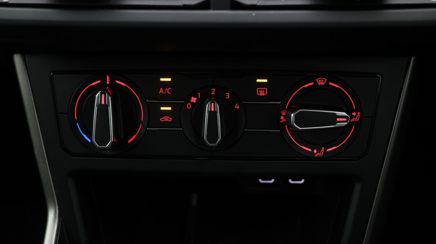 Used Volkswagen Polo 2021 for sale - 77589689: Photo 12