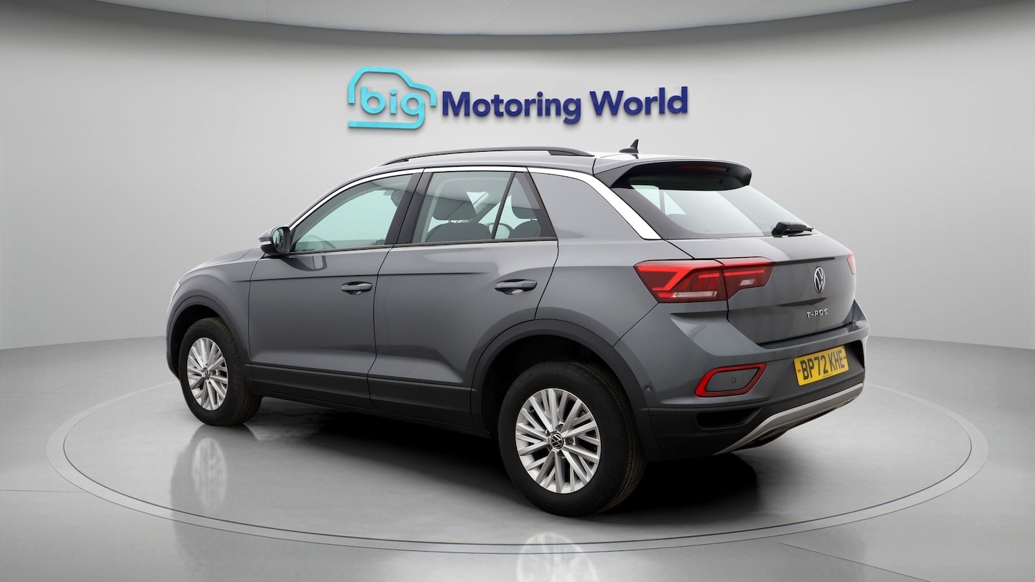 Used Volkswagen T-Roc 2023 for sale - 77274726: Photo 5