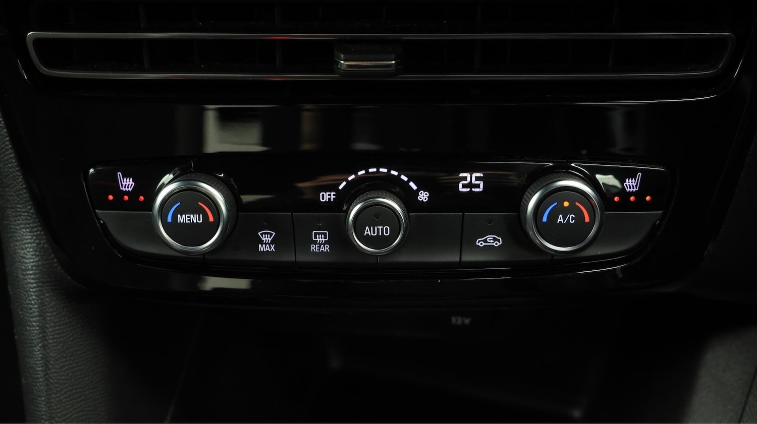 Used Vauxhall Mokka 2024 for sale - 76446876: Photo 13