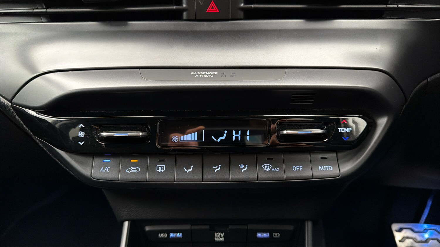 Used Hyundai BAYON 2023 for sale - 78065396: Photo 11