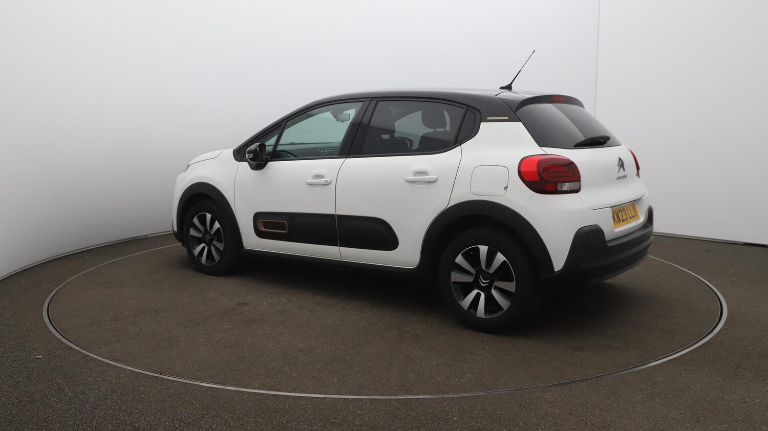 Vehicle 34