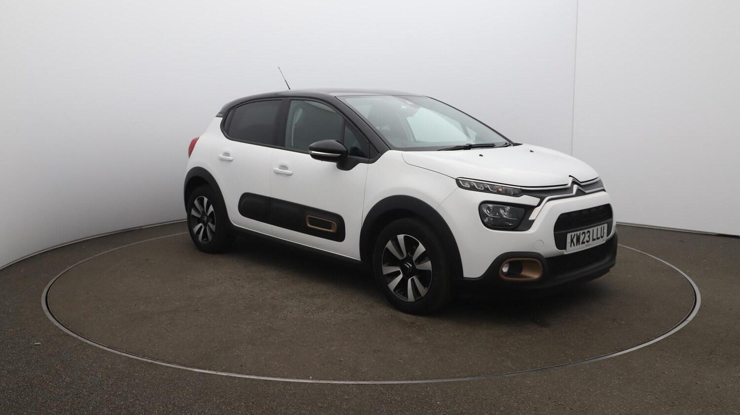 Vehicle 43