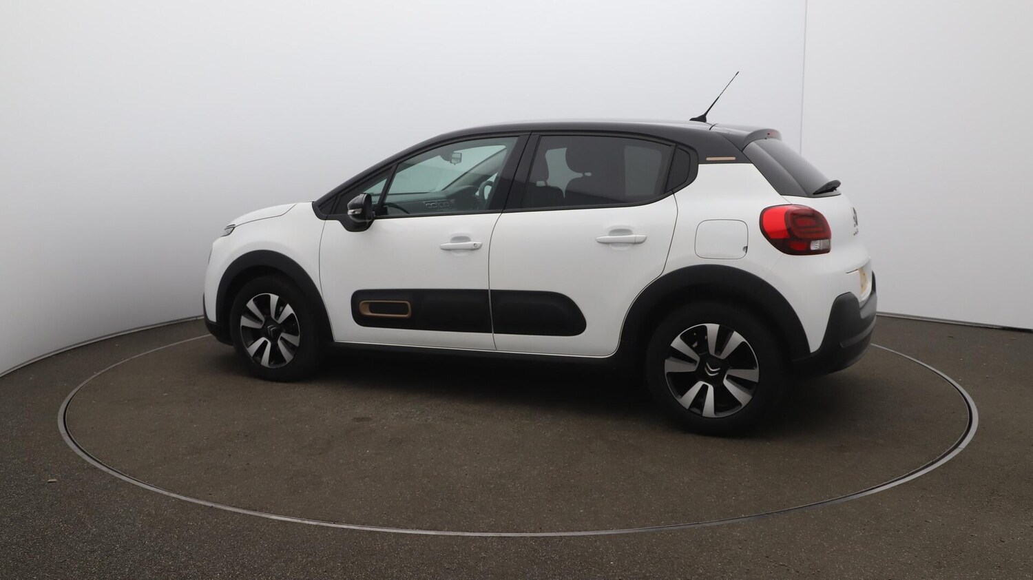 Vehicle 46