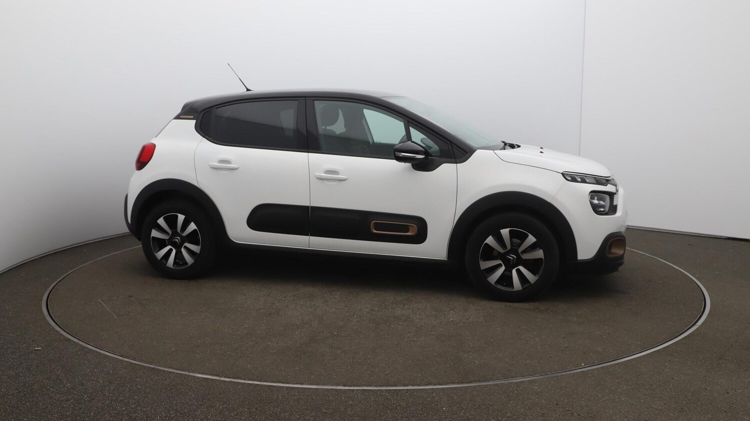 Vehicle 47