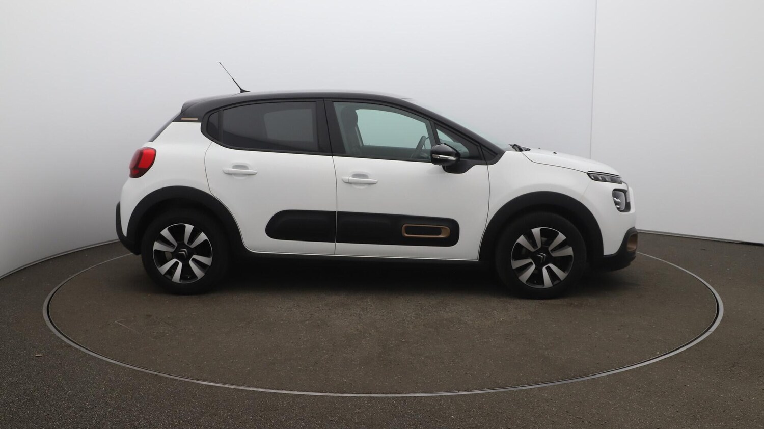 Vehicle 48