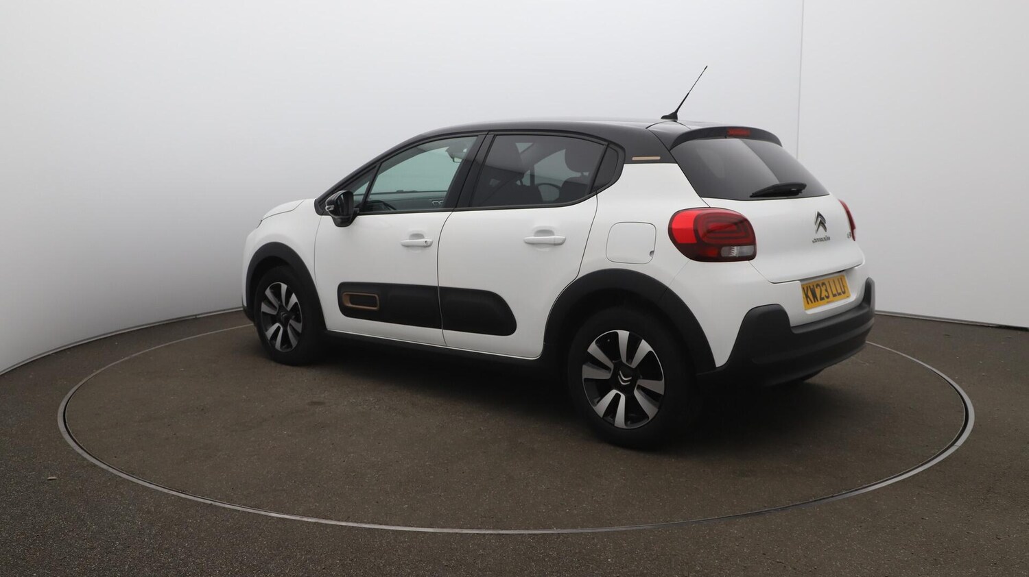 Vehicle 62