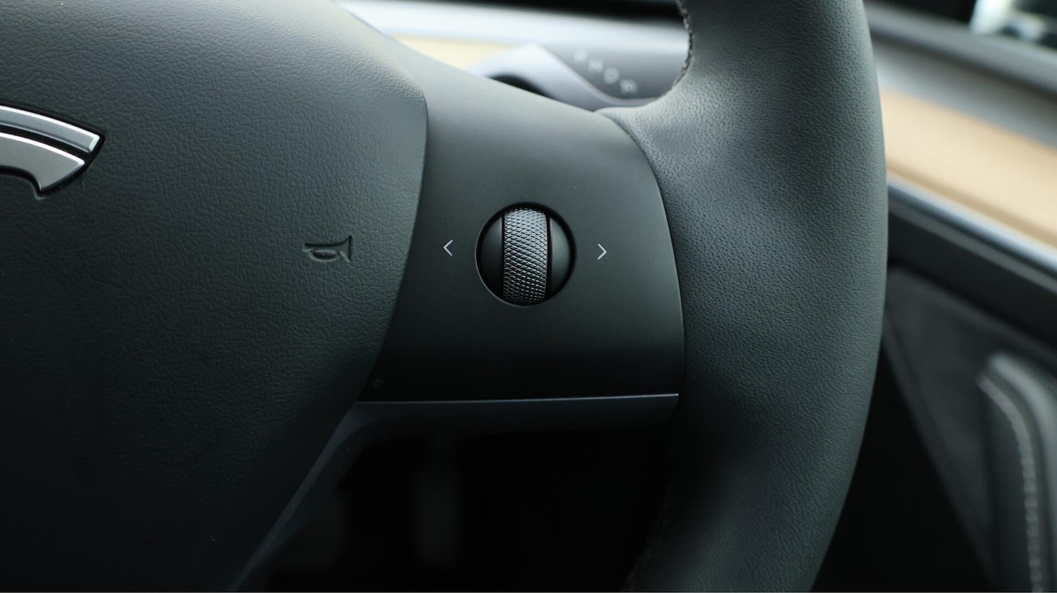 Used Tesla Model Y 2023 for sale - 76108603: Photo 25