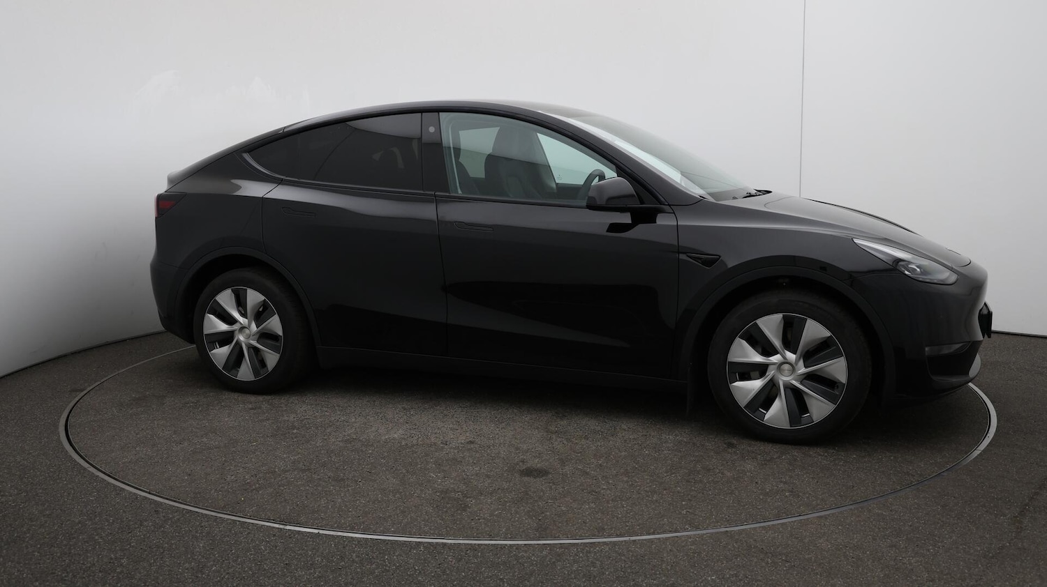 Used Tesla Model Y 2023 for sale - 76108603: Photo 46