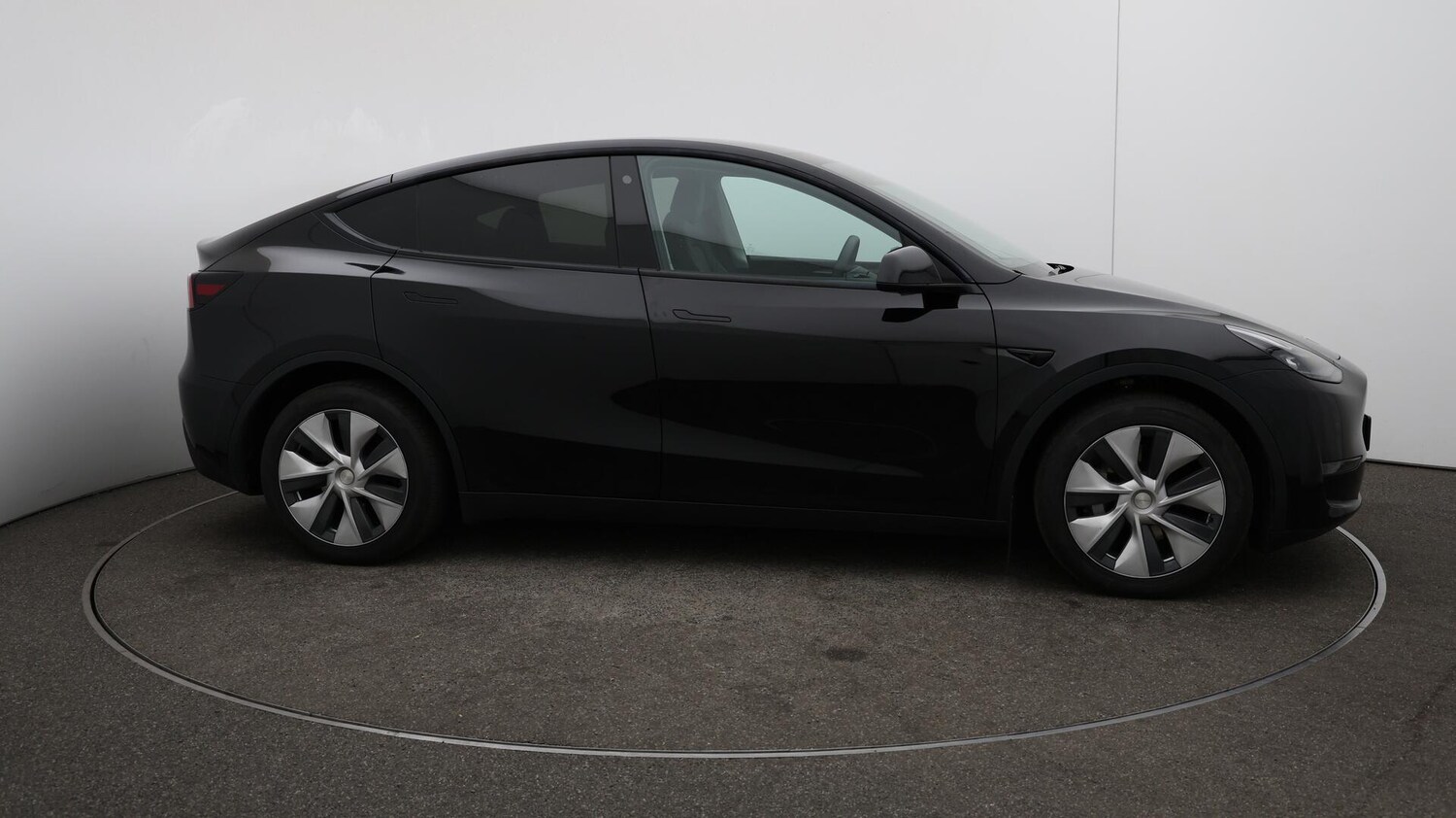 Used Tesla Model Y 2023 for sale - 76108603: Photo 48