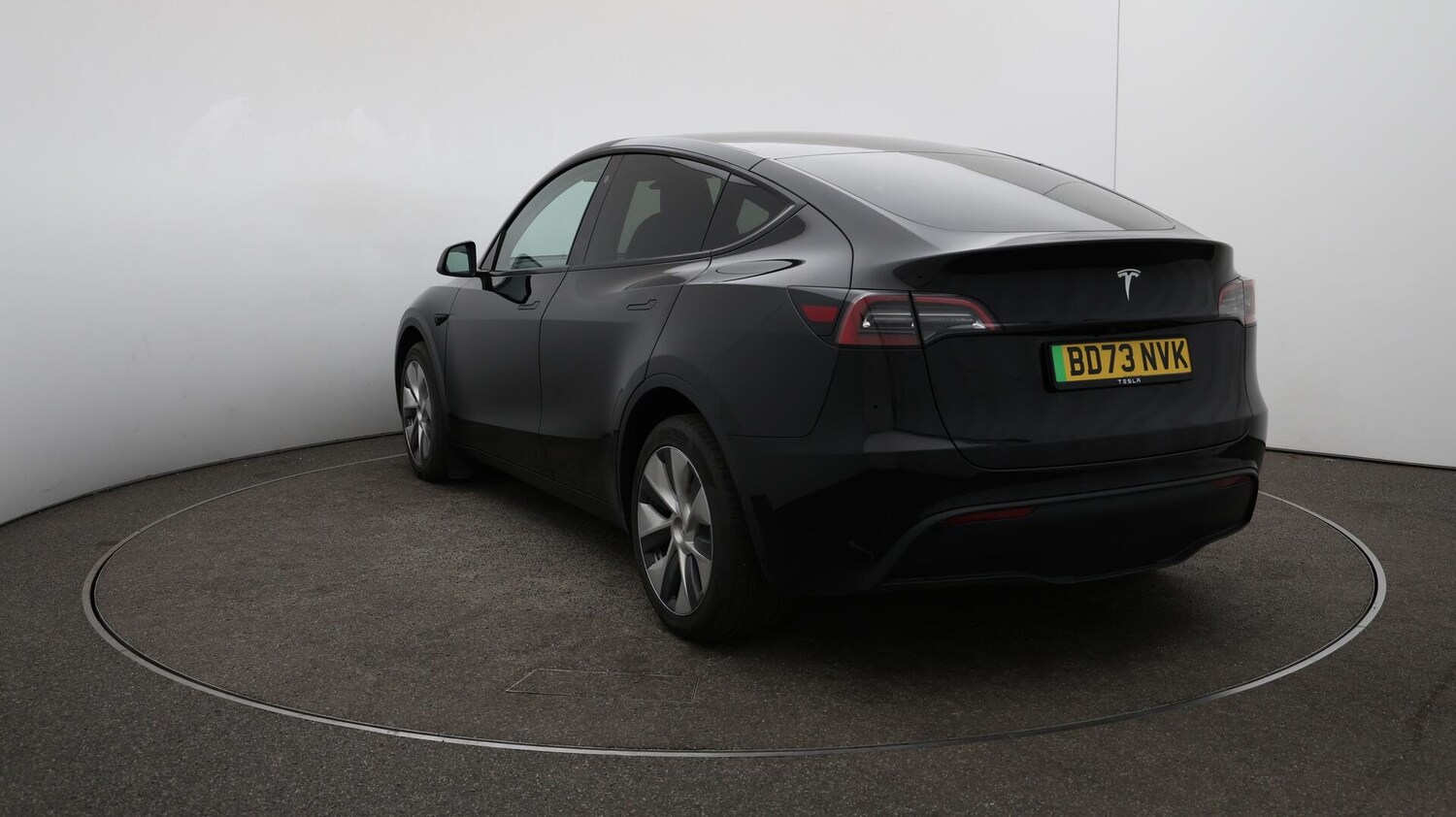 Used Tesla Model Y 2023 for sale - 76108603: Photo 61