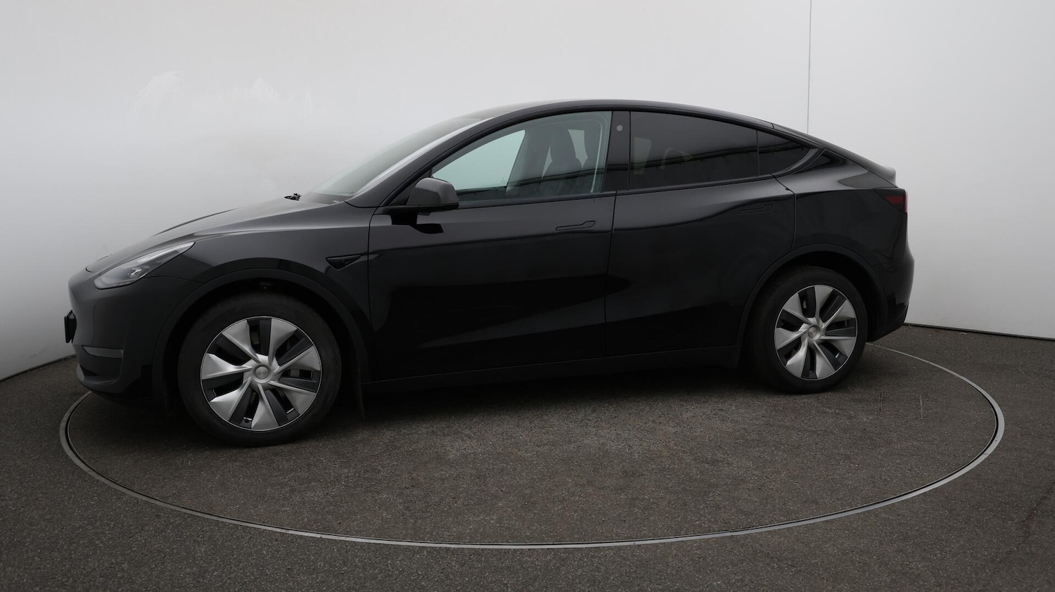 Used Tesla Model Y 2023 for sale - 76108603: Photo 66