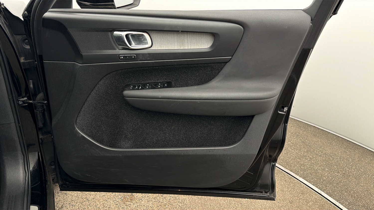 Used Volvo XC40 2022 for sale - 78169109: Photo 14